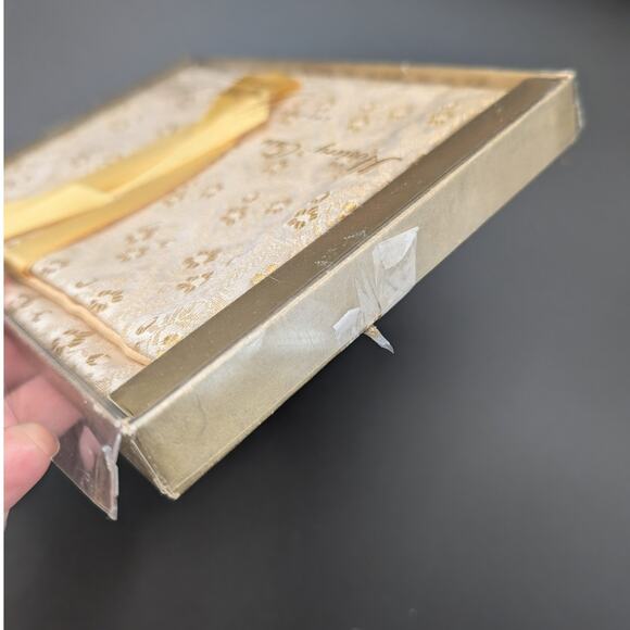 Vintage Hortense Hewitt Hosiery Case Floral Brocade Ribbon Wedding Gift 60s - Picture 8 of 10